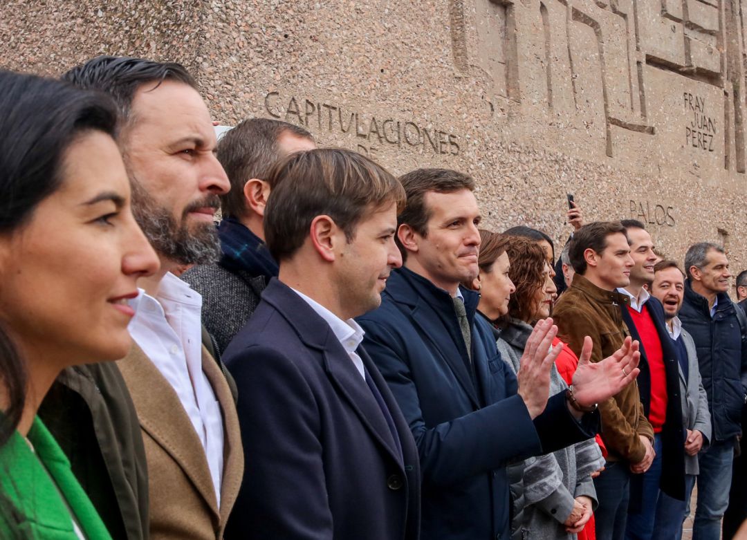 Pablo Casado, Albert Rivera y Santiago Abascal en la concentración en la Plaza de Colón (Madrid) bajo el lema 'Por una España unida' Pablo Casado, Albert Rivera y Santiago Abascal en la concentración en la Plaza de Colón (Madrid) bajo el lema 'Por una España unida'