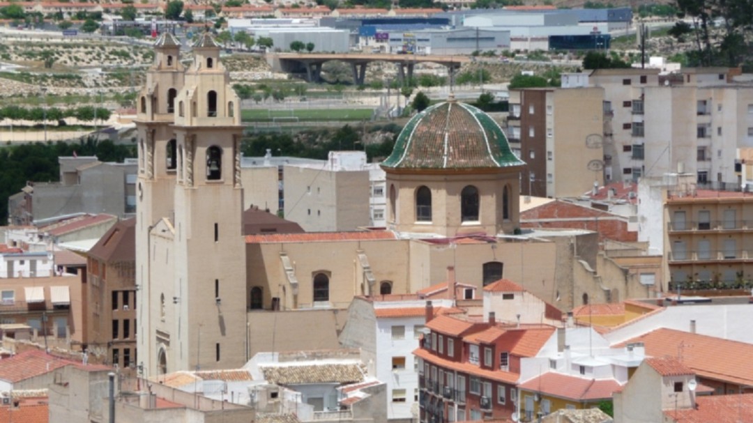 Elda sigue perdiendo habitantes, al ritmo de la provincia de Alicante