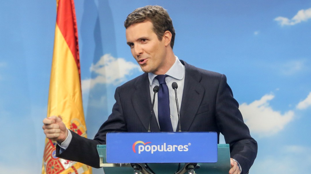 PP y PSOE impiden que Casado declare en la Comisión de Universidades