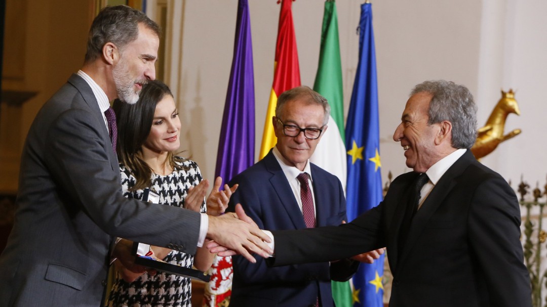 José Luis Perales recibe la Medalla de Oro al Mérito de las Bellas Artes