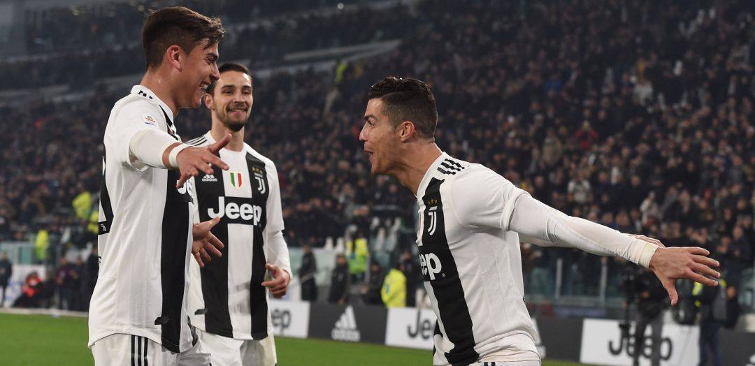 Dybala y Cristiano Ronaldo celebran un gol Dybala y Cristiano Ronaldo celebran un gol