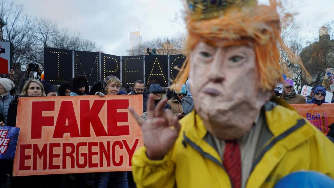 16 estados se rebelan ante la decisión de Trump de pedir la declaración de emergencia para construir el muro
