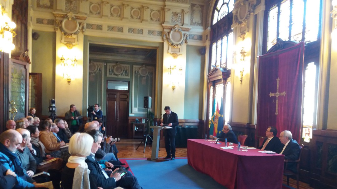 La capacidad de aparcar rencillas, seña de identidad de los primeros diputados de la democracia