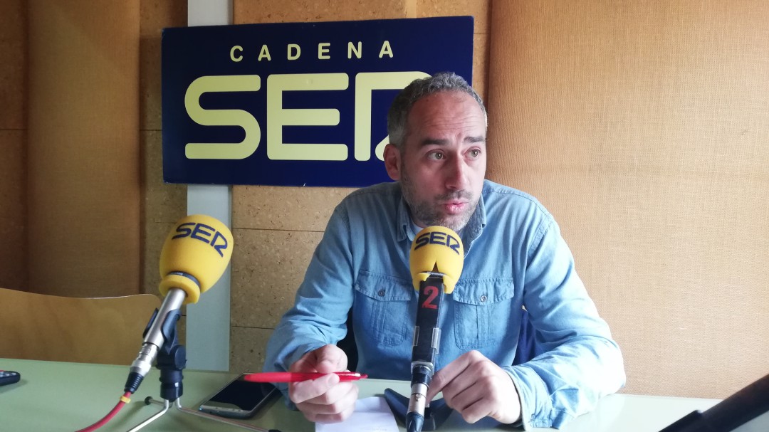 El primer encuentro entre IU y Podemos acentúa la crisis entre ambos partidos