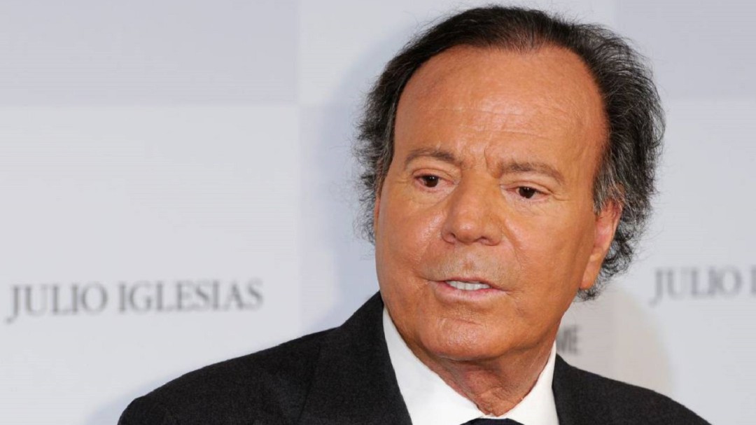 El juez rechaza comparar ADN de los hijos de Julio Iglesias con el del valenciano que reclama la paternidad del artista