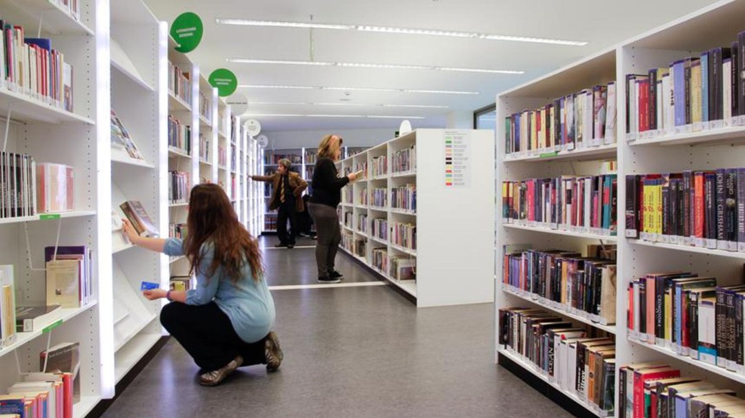 El Concello ultima el proceso para la gestión pública de las bibliotecas