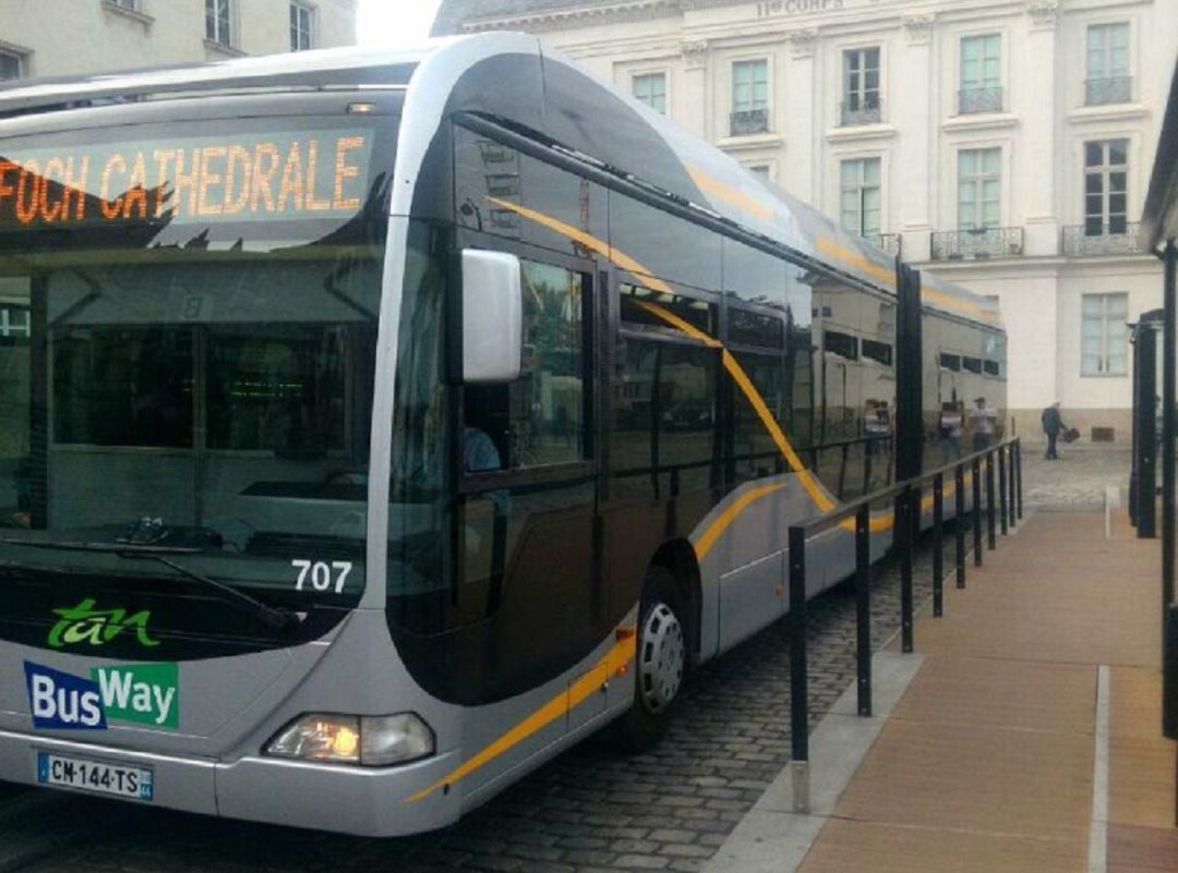 El 'bus exprés' en la ciudad francesa de Nantes El 'bus exprés' en la ciudad francesa de Nantes