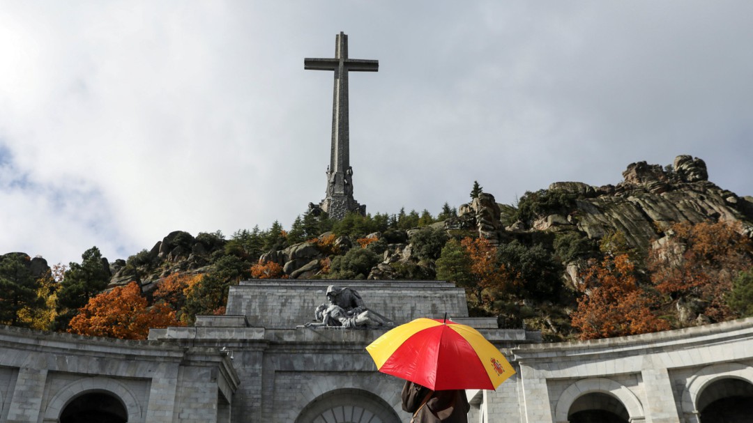 El Vaticano reitera que no se opone a la exhumación de Franco