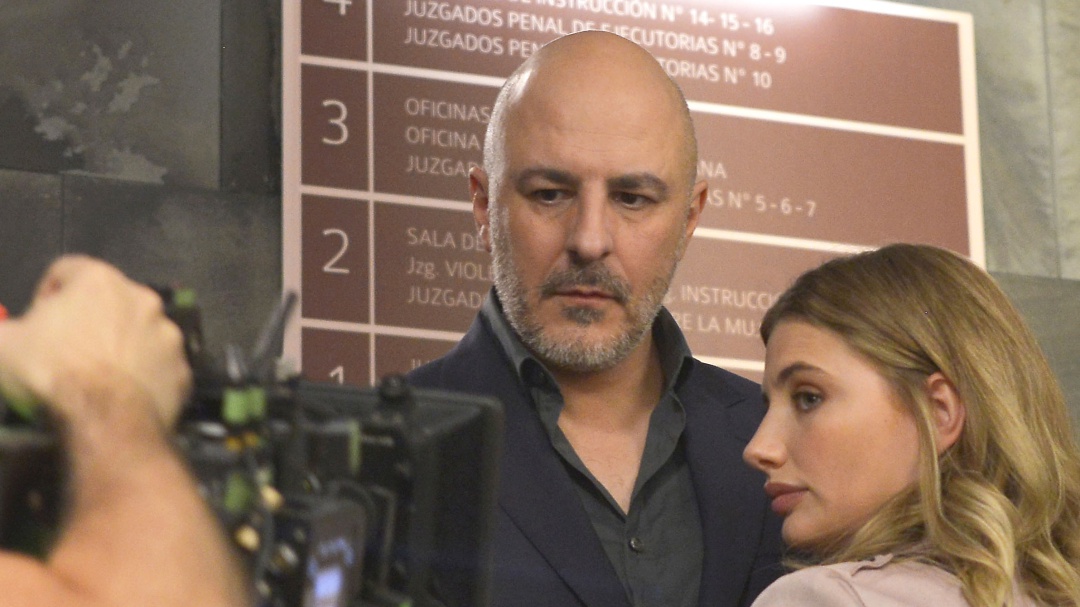 Antena 3 ya no es la 'niña bonita': Netflix & Cía empiezan a fijarse en las series de Telecinco