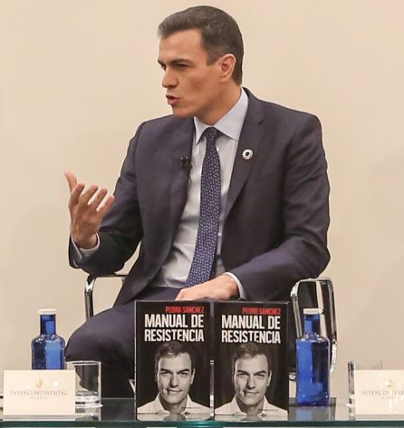 Pedro Sánchez presenta su libro 'Manual de resistencia' Pedro Sánchez presenta su libro 'Manual de resistencia'