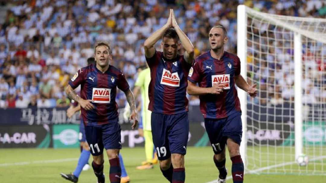 Charles, historia de San Mamés y ahora, del Eibar