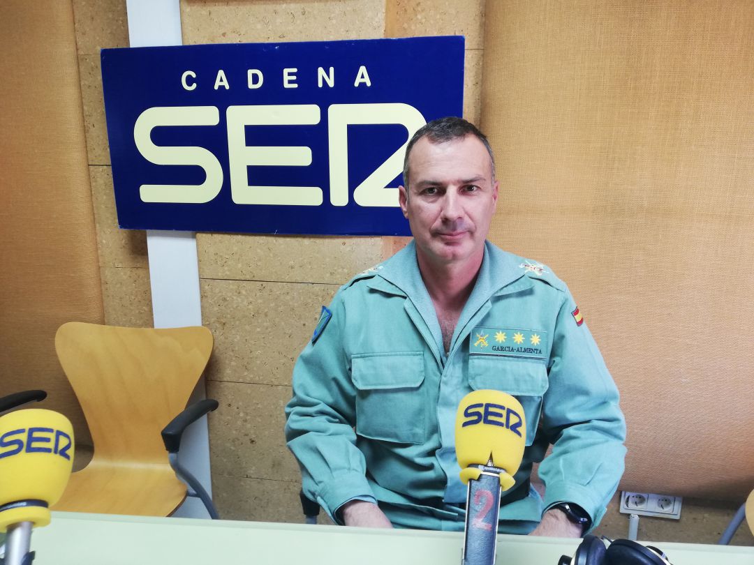 En nuevo coronel jefe, Francisco García-Almenta, esta mañana en Hoy por Hoy Ronda y la Comarca En nuevo coronel jefe, Francisco García-Almenta, esta mañana en Hoy por Hoy Ronda y la Comarca
