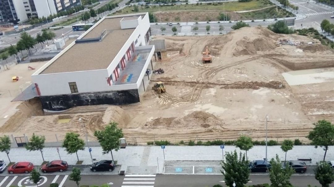 Imagen de las obras en el único colegio público del barrio de Valdebebas Imagen de las obras en el único colegio público del barrio de Valdebebas