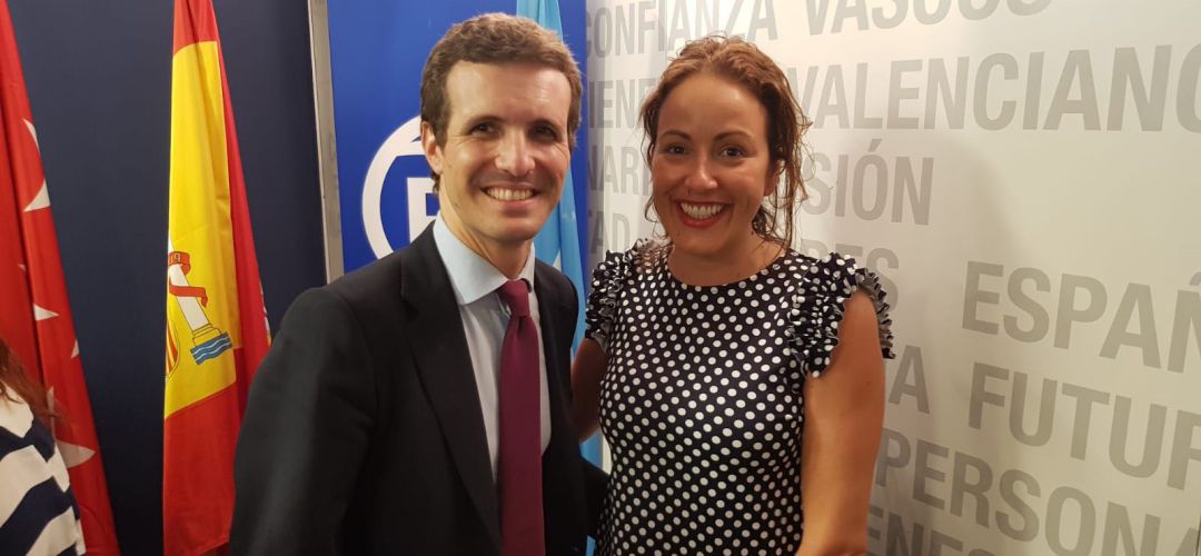 Lucía Fernández junto a Pablo Casado Lucía Fernández junto a Pablo Casado