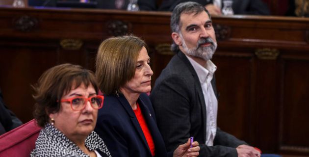 Bassa, Forcadell y Cuixart durante el juicio Bassa, Forcadell y Cuixart durante el juicio