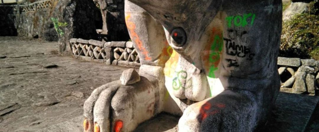 Pintadas en el león del Pasatiempo Pintadas en el león del Pasatiempo