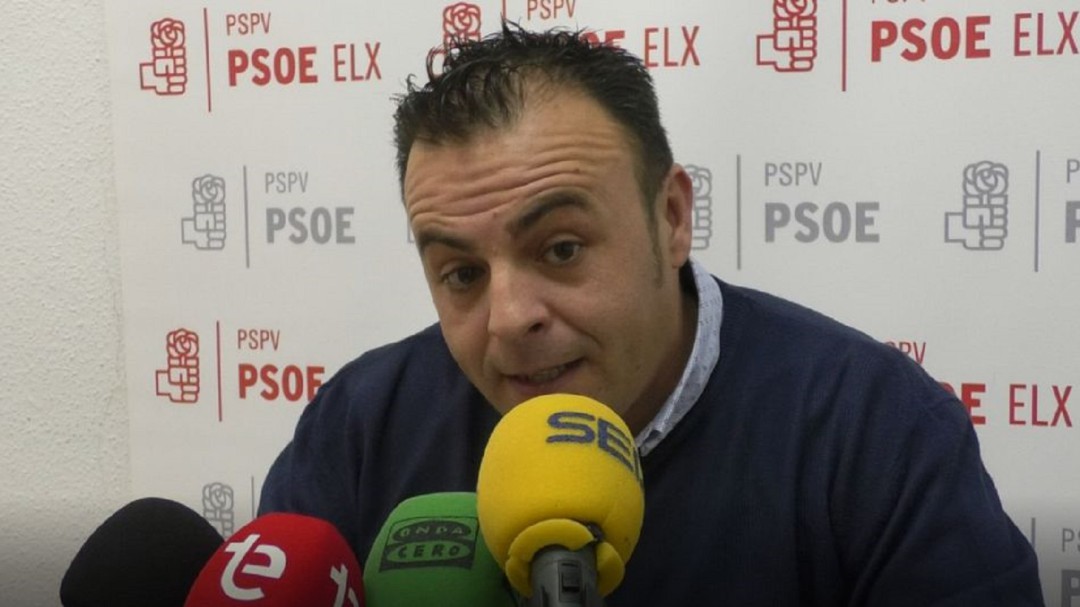 El PSOE pone en manos de sus servicios jurídicos las acusaciones del PP