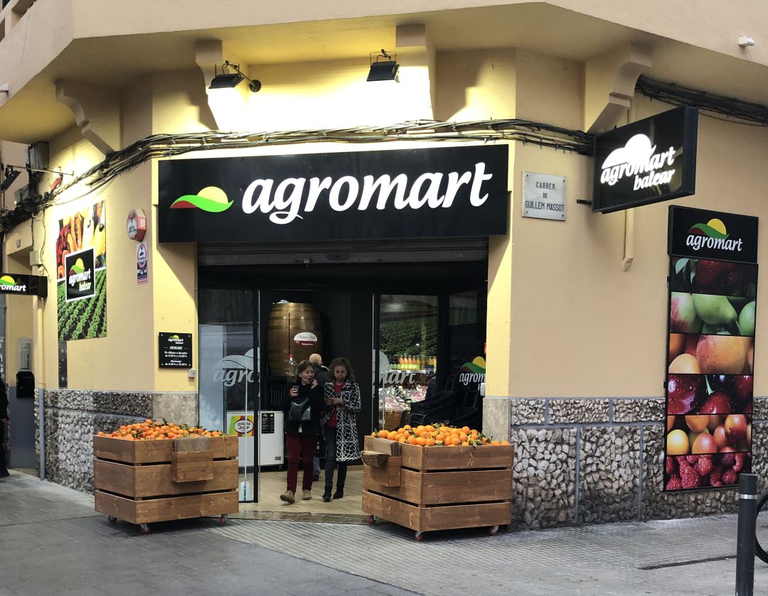 Agromart BALEAR inaugura nueva tienda, en el barrio de Blanquerna, será la segunda tienda en Palma Agromart BALEAR inaugura nueva tienda, en el barrio de Blanquerna, será la segunda tienda en Palma