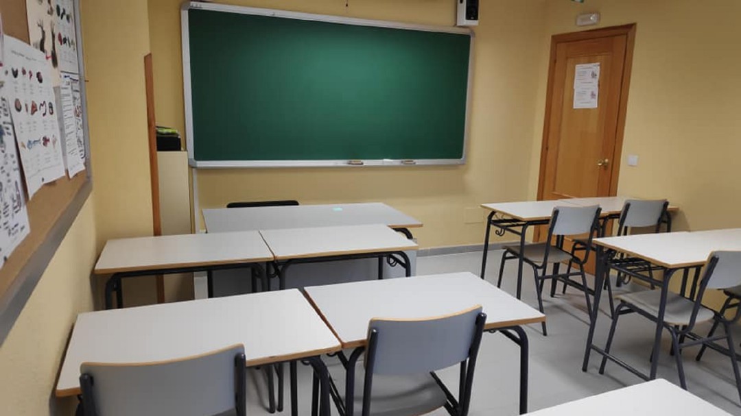 El CEPA Sierra Norte da la bienvenida al aula del futuro