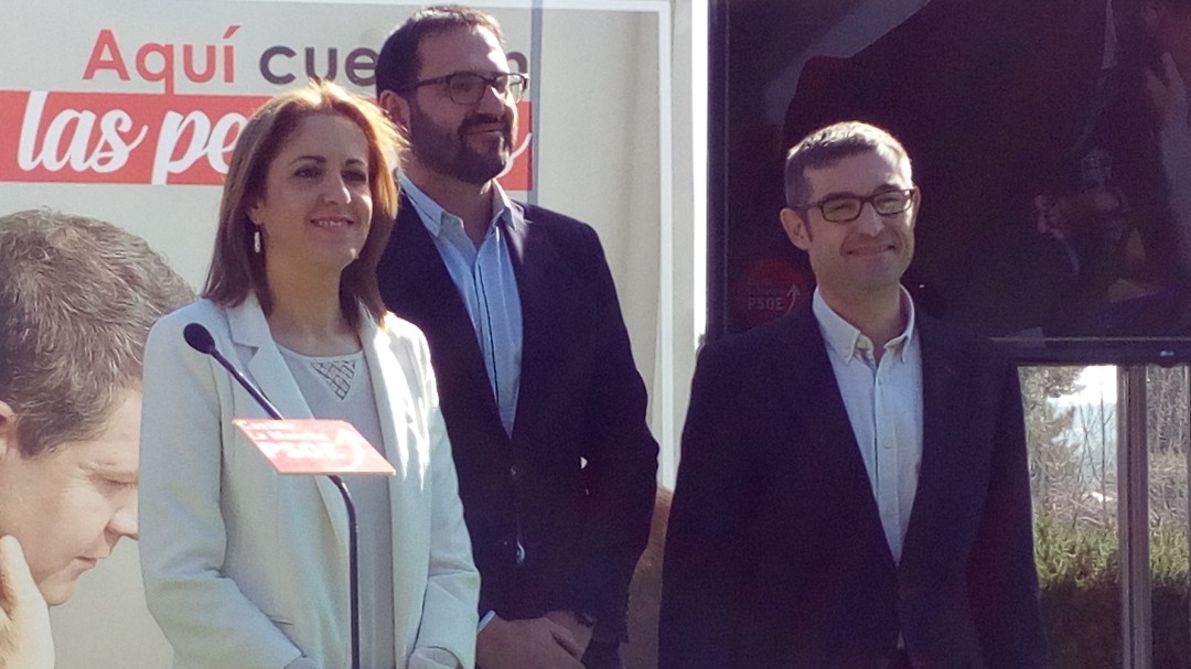 El PSOE regional presenta una precampaña basada en las personas