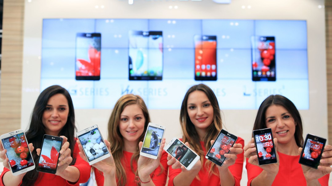 Ofertas de trabajo precarias y machistas en el Mobile World Congress