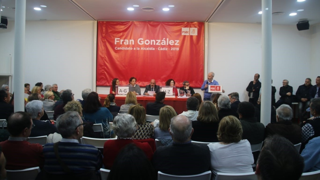 El PSOE presenta a sus candidatos para las municipales en la Bahía