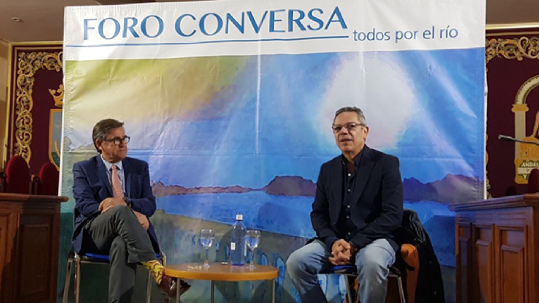 Juan Torres: "Hay que mirar lo local y nadar a contracorriente" Juan Torres: "Hay que mirar lo local y nadar a contracorriente"