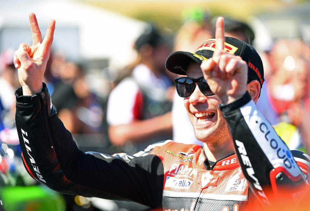 Álvaro Bautista celebra su segundo triunfo del fin de semana en Philipp Island. Álvaro Bautista celebra su segundo triunfo del fin de semana en Philipp Island.