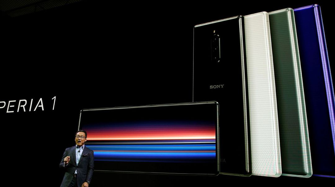 Sony presenta sus nuevos teléfonos móviles. Sony presenta sus nuevos teléfonos móviles.