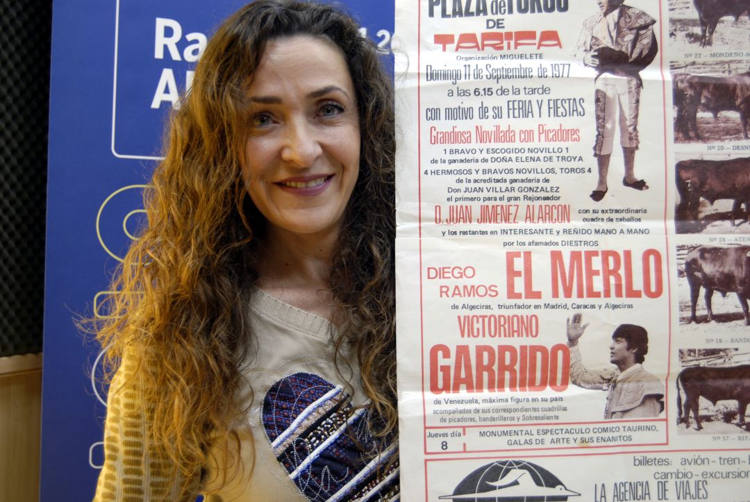 Noelia ramos ha pasado por nuestros estudios para hablar del título de Hijo Adoptivo de Algeciras que se reclama para Diego Ramos el Merlo. Noelia ramos ha pasado por nuestros estudios para hablar del título de Hijo Adoptivo de Algeciras que se reclama para Diego Ramos el Merlo.