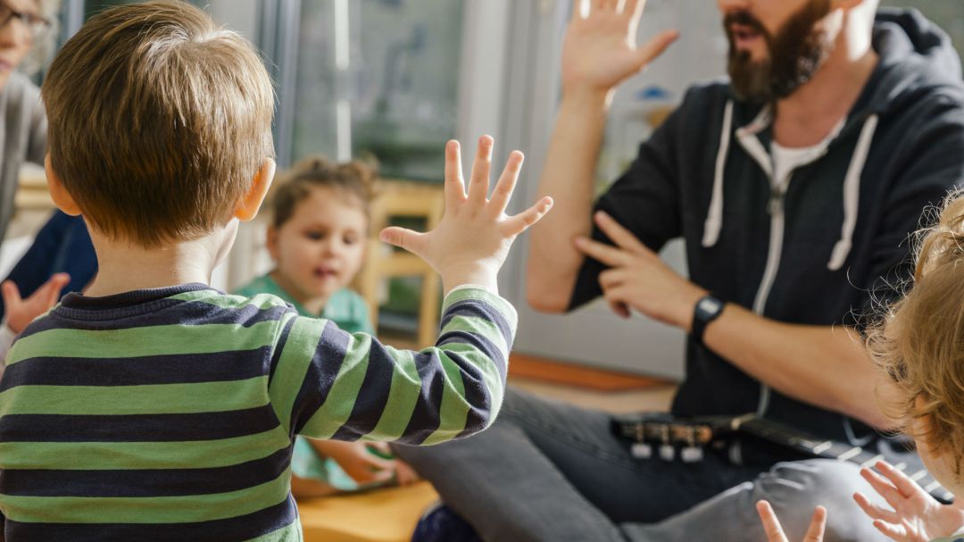 Educación ordena incluir datos médicos de alumnos con necesidades especiales en la nube de Raíces Educación ordena incluir datos médicos de alumnos con necesidades especiales en la nube de Raíces
