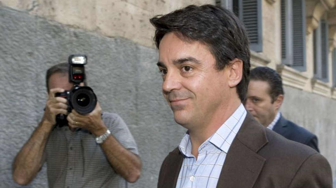 De Santos afirma que Rodríguez pagó en negro su trabajo en la campaña de 2003