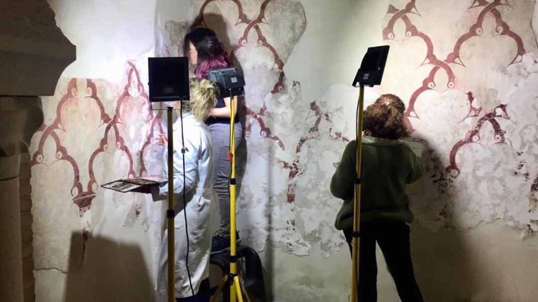 Aparecen nuevos frescos del siglo XII en los Baños Árabes de Jaén