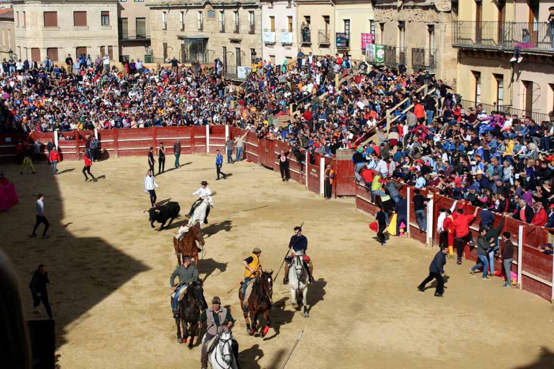 Los hechos se produjeron la madrugada pasada en una zona de bares de copas de Ciudad Rodrigo, que vive estos días su Carnavale del Toro Los hechos se produjeron la madrugada pasada en una zona de bares de copas de Ciudad Rodrigo, que vive estos días su Carnavale del Toro