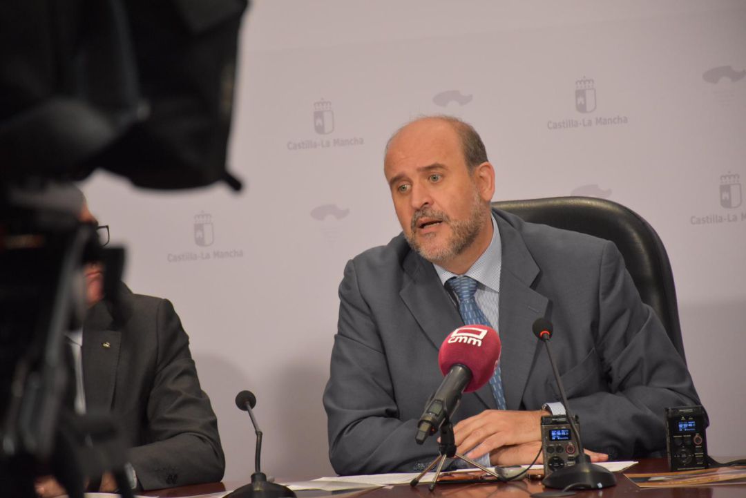 Martínez Guijarro en rueda de prensa Martínez Guijarro en rueda de prensa