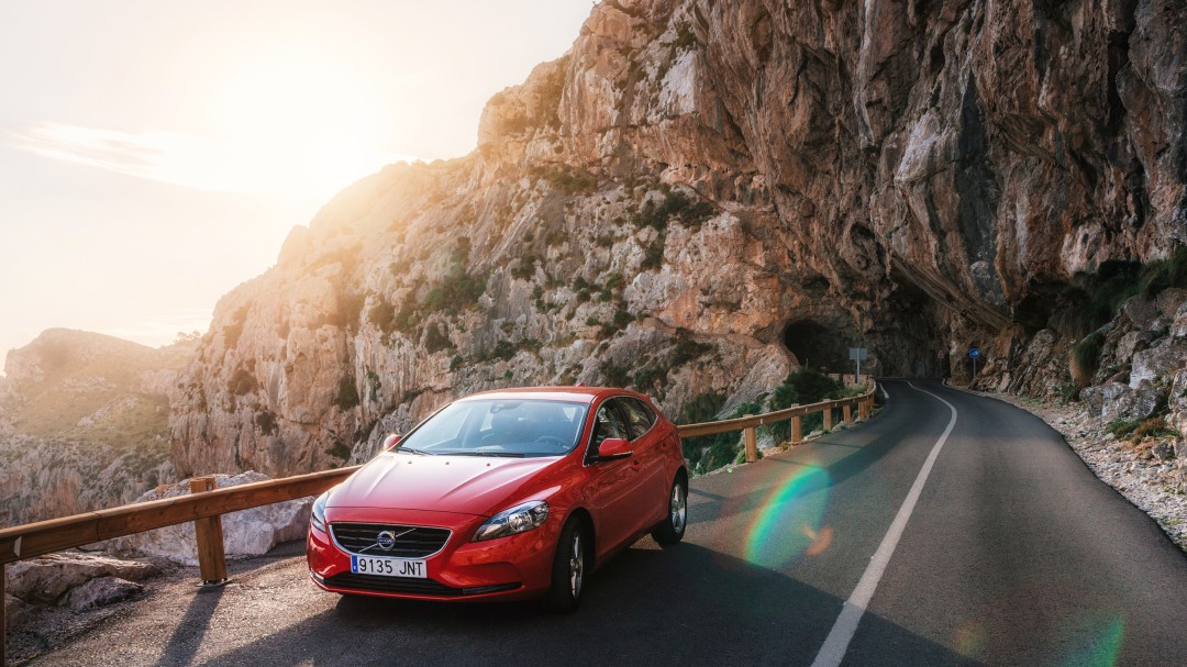 Volvo limitará la velocidad máxima de sus vehículos a 180 kilómetros por hora