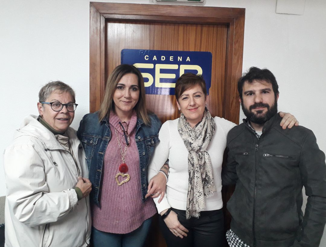 Mercedes Rueda, Juana Cruz, Ana Quijada y Juan José Patón. Mercedes Rueda, Juana Cruz, Ana Quijada y Juan José Patón.