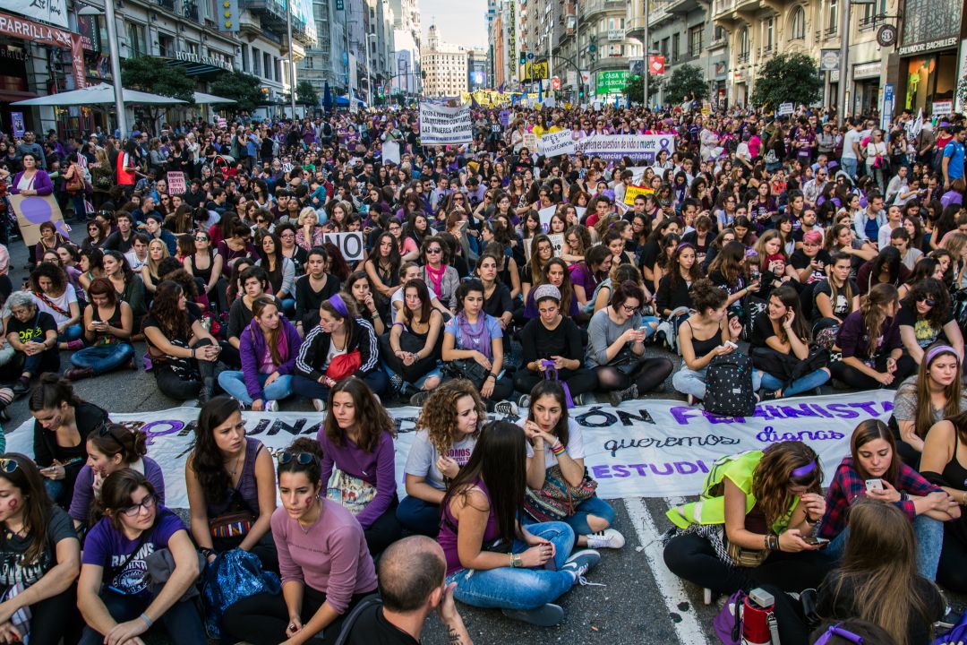 Las adolescentes ven más machismo entre sus amigos que en la generación de sus padres Las adolescentes ven más machismo entre sus amigos que en la generación de sus padres