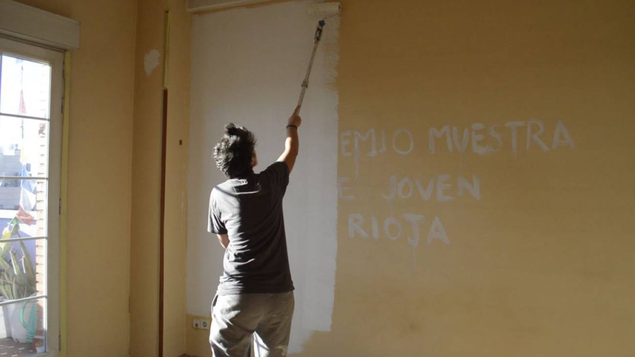 Mujeres Artistas Pintora De Brocha Gorda Para Salir Adelante