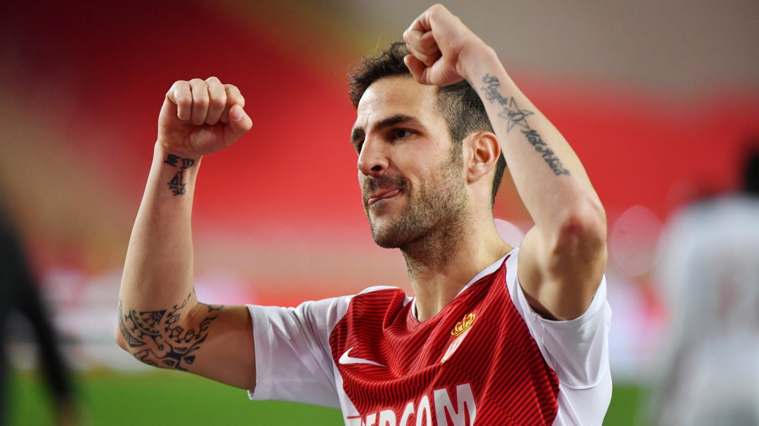 Cesc Fábregas responde a Baptista para defender el juego del Manchester