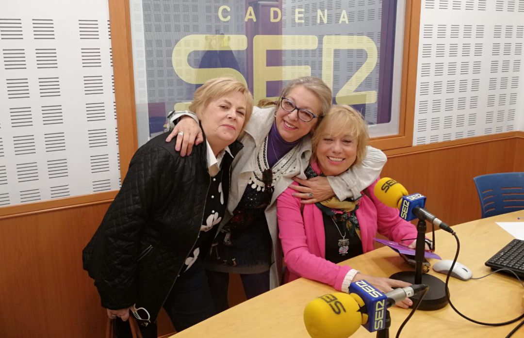 María Gómez, Matilde Cabello y Dulce Rodríguez. María Gómez, Matilde Cabello y Dulce Rodríguez.