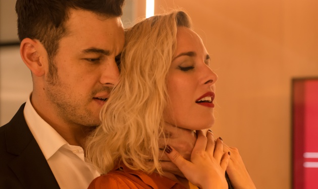 Mario Casas y Silvia Alonso en 'Instinto' Mario Casas y Silvia Alonso en 'Instinto'