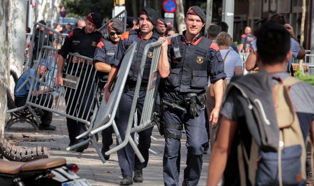 Mossos en una imagen de archivo Mossos en una imagen de archivo
