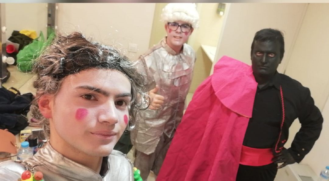 Cuarteto "Estamos paraos porque vivimos en Linares". Cuarteto "Estamos paraos porque vivimos en Linares".
