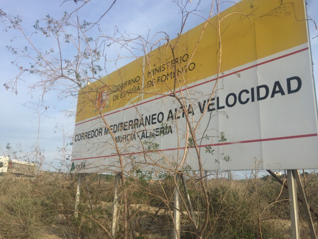 El ministro de Fomento mantiene para el año 2023 el fin de las obras del AVE. El ministro de Fomento mantiene para el año 2023 el fin de las obras del AVE.