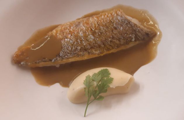 Salmonete con apionabo. Salmonete con apionabo.