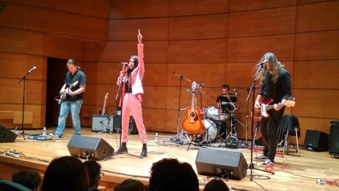 Legiones de homo sapiens vibraron al ritmo del mejor rock&roll