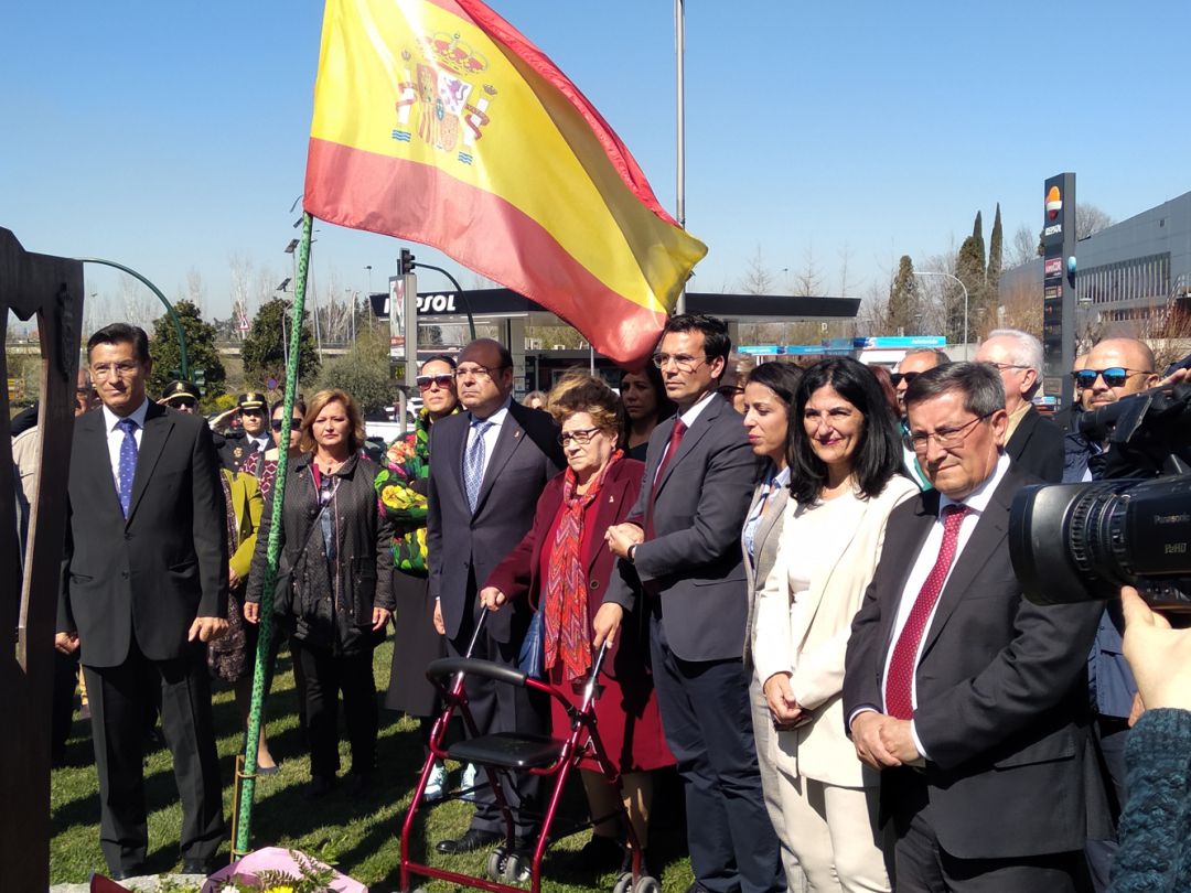 Homenaje a las víctimas del terrorismo en Granada Homenaje a las víctimas del terrorismo en Granada