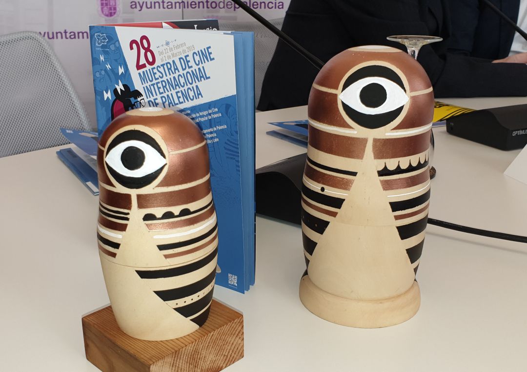 Imagen de archivo de los premios de la 28 Muestra de Cine Internacional de Palencia Imagen de archivo de los premios de la 28 Muestra de Cine Internacional de Palencia