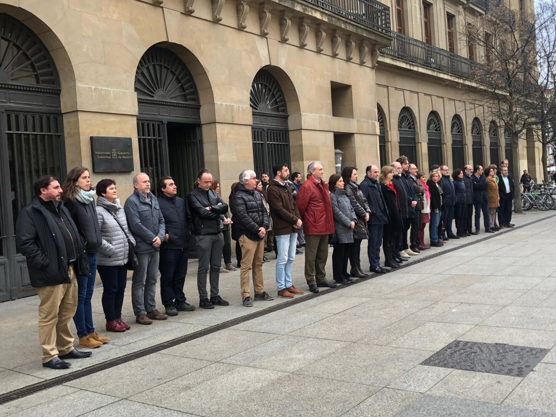 Portavoces parlamentarios frente al Gobierno de Navarra Portavoces parlamentarios frente al Gobierno de Navarra